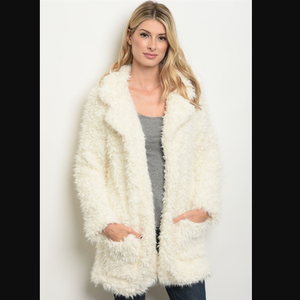 LEVERICK Super Soft Teddy Bear Ivory Faux Fur Open Front Coat Sizes Sm & Md NWT - Picture 6 of 8